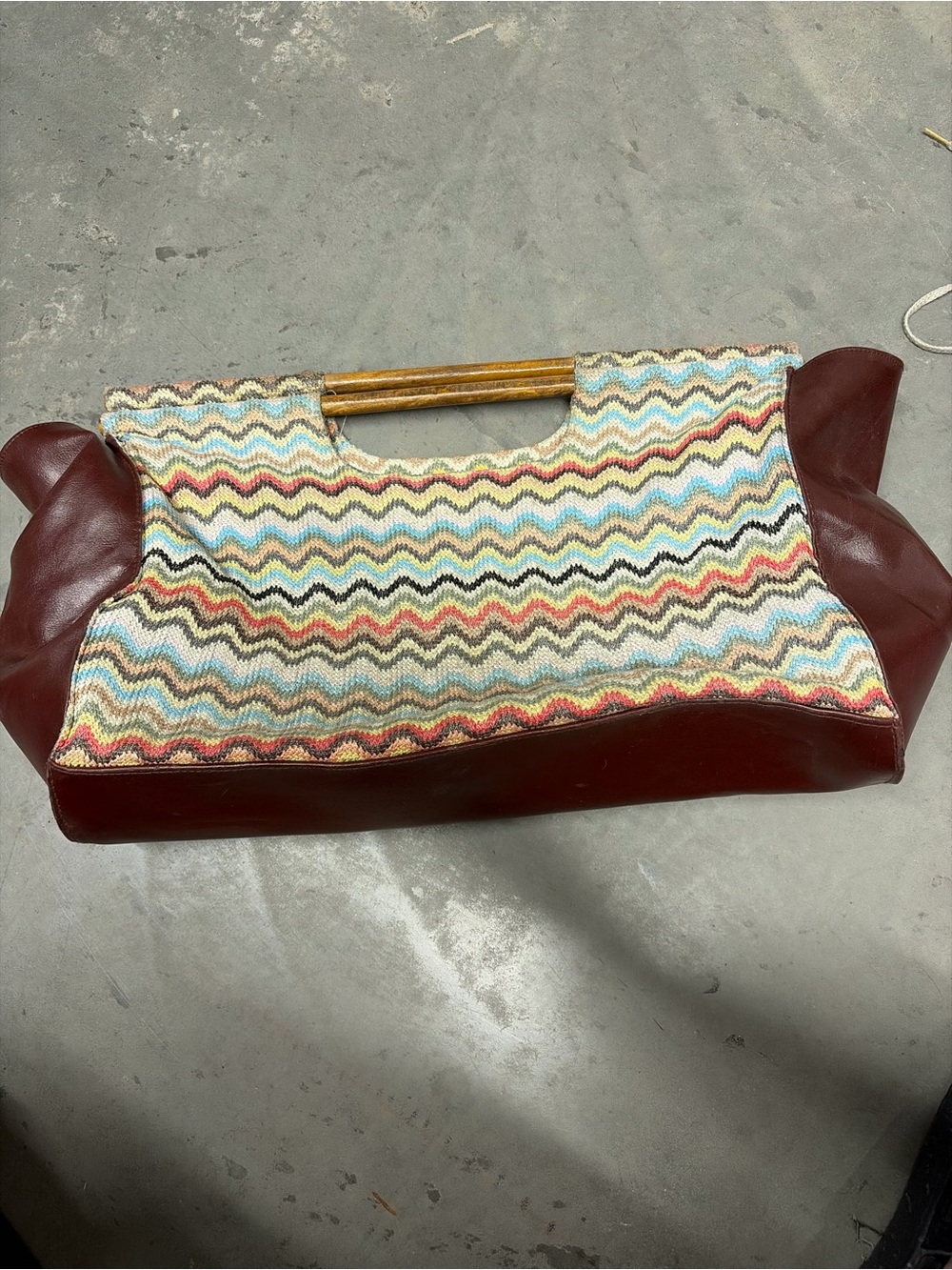 Vintage‎ chevron knit Multicolor Wave-Patterned Tote with Burgundy Accents